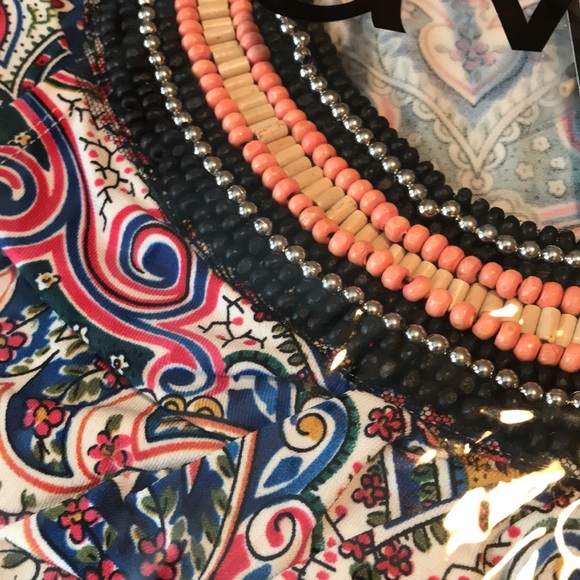 NWT Avenue 14/16 (1X) beaded print top - Picture 12 of 14